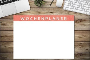 Schreibtischunterlage DIN A2 – Frontansicht mit roter Kopfzeile „Wochenplaner“, Schreibblock als Tischunterlage auf Holzschreibtisch in Wiesbaden von City Medien Einkaufswelt für Partner günstig kaufen, drucken lassen, online preiswert bestellen – Schreibtischunterlagen, Bürobedarf