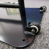 Detailansicht: Rollen an der Bodenplatte des ZIPP-Kundenstoppers, leicht fahrbar und stabil – Kundenstopper mit Druck von City Medien Einkaufswelt für Partner Wiesbaden