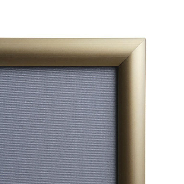 Klapprahmen farbig, Gold – eleganter Alu-Schnapprahmen für Poster/Plakate, schneller Motivwechsel, entspiegelte Abdeckung, City Medien Einkaufswelt für Partner Wiesbaden