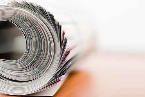 Broschüren Klebebindung DIN A5 – gerollte Broschüre mit stabiler Klebebindung und farbigen Innenseiten, kompaktes Format für Kataloge und Prospekte in Wiesbaden von City Medien Einkaufswelt für Partner günstig kaufen, drucken lassen, online preiswert bestellen – Broschüren, Kataloge, Drucksachen